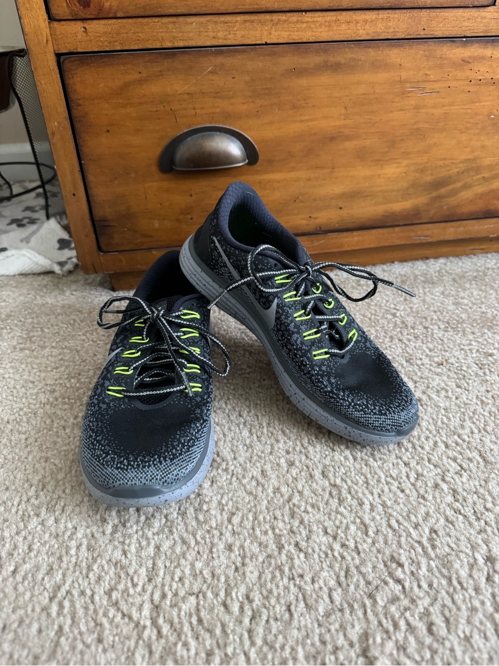 NIKE Free RN distance sneakers